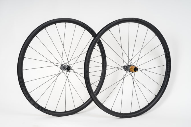 Koła szosowe karbonowe SPRINT 30 gen1 Disc SL Koła szosowe karbonowe SPRINT 30 gen1 Disc SL