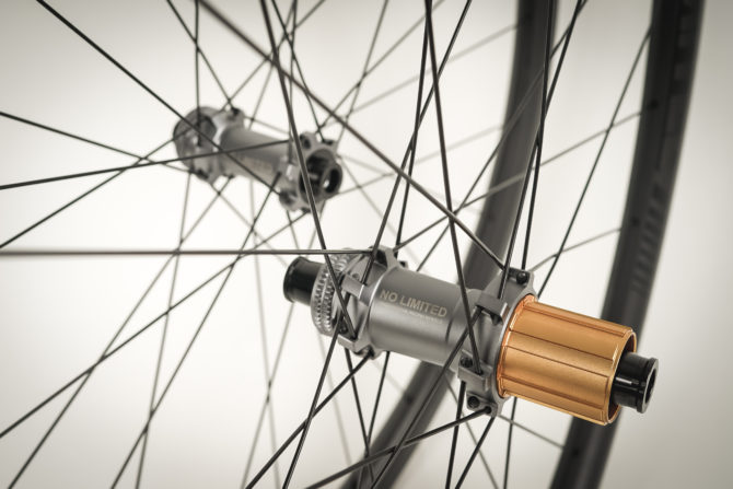 Koła szosowe karbonowe SPRINT 30 gen1 Disc SL Koła szosowe karbonowe SPRINT 30 gen1 Disc SL